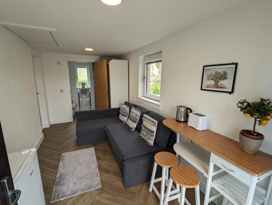 En-Suite Double Room With Private Entrance Edinburgh Luaran gambar