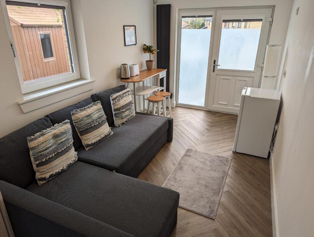 En-Suite Double Room With Private Entrance Edinburgh Luaran gambar